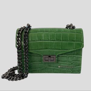 Persaman New York Green Embossed Leather Chain Strap Shoulder Bag NWOT ($300)